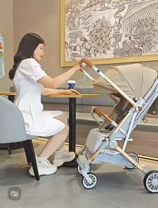 รถเข็นเด็ก รถเข็นเด็กโต รถเข็นเด็กทารก ล้อมีเบรค พกพาสะดวก รถเข็นเด็กพับได้ ที่นั่งขนาดใหญ่ เข็นหน้า-หลังได้