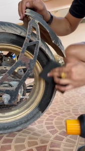 MD น้ำยาเคลือบยางดำแบบขวด ขนาด150ml เคลือบยางรถ พลาสติกสีดำ คอนโทลหน้ารถ