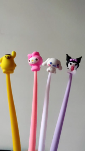 PULPEN LAMBAI SANRIO | PULEPN GOYANG SANRIO | PEN GEL | KUROMI | CINAMORROL | MELODY | POMPOMPURIN | PULPEN TINTA HITAM | MSS