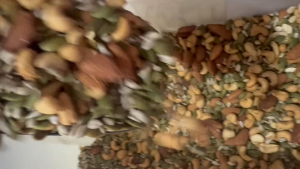 ถั่วรวม 5ชนิด หอม เคี้ยวมัน เคี้ยวเพลิน อบใหม่ทุกวัน ไม่เหม็นหืน วัตถุดิบเกรดพรีเมี่ยม ธัญพืชเพื่อสุขภาพ