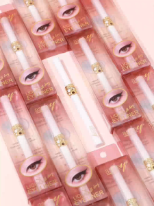 Ashley Liquid Eyeliner อายไลเนอร์เส้นดำสนิท ดีไซน์เรียบหรู (A-424)