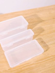 กล่องดินสอ ความจุขนาดใหญ่ สไตล์เกาหลี กันน้ํา กันฝุ่น พร้อมหัวเข็มขัด กล่องดินสอปากกา พลาสติก สําหรับอุปกรณ์การเรียน