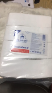Bông cắt Bạch Tuyết BÔNG GÒN Y TẾ CẮT MIẾNG 7x7CM GÓI 500GR