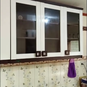 Lemari Dapur Gantung Dinding 6 Pintu: Desain Modern & Praktis