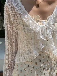 Gakki เสื้อคลุมไหล่เสื้อคาร์ดิแกนป้องกันแสงกันแดดผู้หญิงผ้ากอซแขนยาว ผ้านิ่มใส่สบาย ฟรีไซส์ พร้อมส่ง 61616#