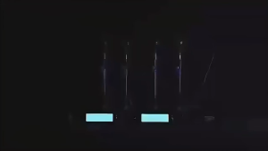 [UK Plug] Wireless Microphone Professional UHF 4 Channel Wireless Microphone System high performance stageband wireless microphone receiver z04 Home Karaoke Party Stage Microphone无线话筒