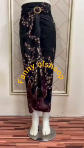 Rok Lilit Bawahan Kebaya Wanita: Tips & Motif Batik Kejora