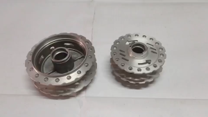 ดุมหน้าเจาะสล็อต กลึงด้าน ลายเฟือง W110i W125iวาฬ ชุดหน้า-หลัง