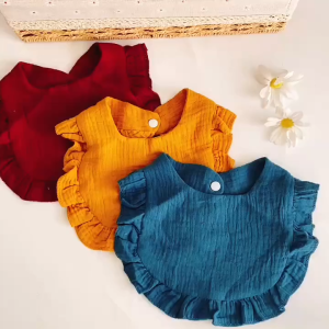 Saliva Towels & Burping Cloths: Essential Baby Bibs