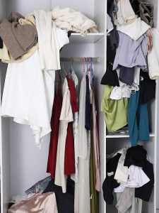 🔥 Imakara Seamless Pants Hanger/ Clip 🔥 360° rotate Hanger ° 🔥 space Saving 🔥 Bundle of 2/3