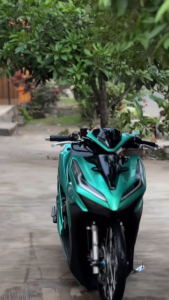 SKOTLET STIKER MOTOR HIJAU TOSCA METALIK STIKER MOTOR HIJAU TOSCA CANDY SKOTLET HIJAU TOSCA METALIK SCOTLITE HIJAU TOSKA METALIK CANDY SKOTLET HIJAU TOSCA METALIK GLOSSY SKOTLET HIJAU TOSCA SKOTLET METALIK CANDY SKOTLET HIJAU TOSCA HARGA PROMO BISA COD