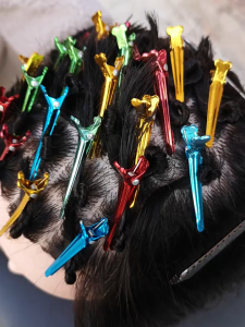 Hộp 50 cây kẹp mỏ vịt sắt màu loại nhỏ Kẹp nhôm định hình tóc nam nữ chuyên cho salon tóc