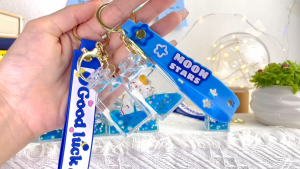 2024 Creative Gift Quicksand Pendant Keychain Student School Bag Keychain Astronaut Star Glittering Bling Bling Floating