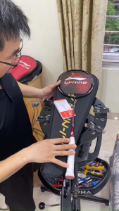 [Tem Chính Hãng] Vợt Cầu Lông Lining 2000 Red Tặng ( Quấn Cán + Công Căng Vợt + Bao Đựng Vợt )