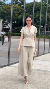 [Voucher 15% MOV 199K cap 100K Áo kiểu nữ HeraDG dáng peplum cổ vest nhún eo kết hợp cùng quần dáng suông thanh lịch chất recycle cao cấp SSTBD2036A-Q