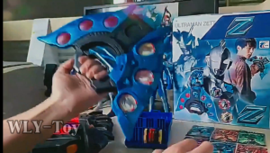 (Malay spot)Sensory version of Ultraman Zeta transformer Ultra Z Riser light music toy childrens gift Plastic Musical toys