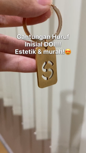 Hayylife Liontin Huruf - Gantungan Kunci Aksesoris Kreatif dengan Huruf Alphabets Terbuat dari Logam Emas HL-FCF875