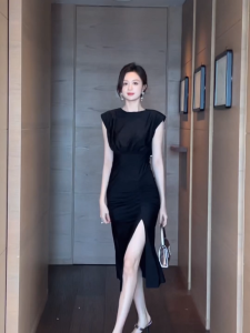 ZYHT EraVogue เดรสผู้หญิง เดรสสีดำ เดรสซาติน เดรสแขนกุด เดรสทำงาน เดรสไฮโซ เดรสวินเทจ เดรสออกงาน เดรสปาร์ตี้ ชุดราตรี 30842