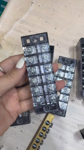 Cầu Đấu Điện đen 6 Pha 15A - 25A - 45A