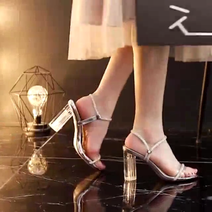 SABAI POLO สปอตสินค้ารองเท้าส้นสูงผู้หญิง รองเท้าแฟชั่นฝรั่งเศสใส ประดับคริสตัลสวยงามมาก7cm