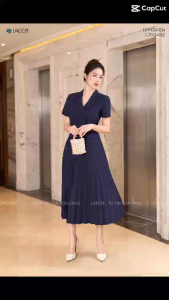 Áo vest ôm dáng ngắn thiết kế Laeem Design LV1N24004 chất liệu đũi xước vân màu tím than mềm mát thoải mái cho các cô nàng công sở