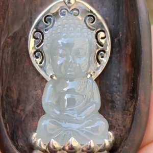 Semi Icy Good Translucent Natural Type A Jadeite Jade crafted as Buddha set on S925 and Sandalwood as Pendant certificate weighs 31.79 grams measurement 60.3 * 37.1 * 21.1 mm (s925p2)