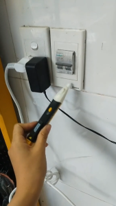 (FREESHIP) LazMall CHÍNH HÃNG GIA DỤNG Bút Thử Điện Xiaomi Bút Thử Điện Âm Tường Thông Minh Bút Dò Dây Điện Đứt Xuyên Tường Không Cần Tiếp Xúc An Toàn Chính Xác Bút Thử Điện Âm Tường AC Và DC Với Chip Cảm Biến Cực Nhạy Bút Thử Điện Cao Cấp CHÍNH HÃNG