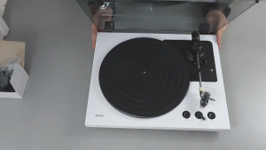 TEAC TN-175 FULL AUTOMATIC TURNTABLE เปลี่ยนหัวเข็มได้ [ออกใบกำกับภาษีได้]