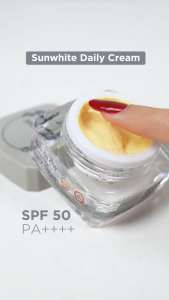 MS GLOW - Bundling Whitening Day Cream dan Sunwhite Daily Cream