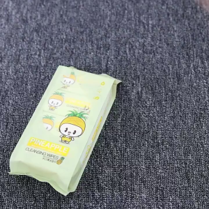 Tisu Basah Mini Karakter 1 Pack 8 Pcs / Tissue Basah Mini Travelling Wet Tissue Non Alkohol