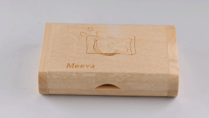 JASTER กล่องไม้ USB 2.0 แฟลชไดรฟ์ 128GB ของขวัญแต่งงานที่สร้างสรรค์ไดรฟ์ปากกา 64GB ฟรีโลโก้ที่กำหนดเองหน่วยความจำติด 32GB จี้ไดรฟ์ไม้ 16GB ความเร็วสูง U ดิสก์ 8GB ความจุจริงการจัดเก็บข้อมูลภายนอก 4GB เลเซอร์แกะสลักติด USB ของขวัญสตูดิโอถ่ายภาพ