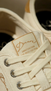 Giày Sneaker Vải Canvas Nam Nữ E12 Cream Thời Trang Dincox