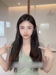 Luccica-หวีหนีบผมไฟฟ้า หวีหนีบผม 2 in 1 หวียืดผมแปรงยืดผม แบบพกพา