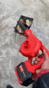 Máy thổi hút bụi dùng pin DRAMA hàng chính hãng D5050 chân pin phổ thông thổi bụi nhà cửa sử dụng động cơ dây đồng