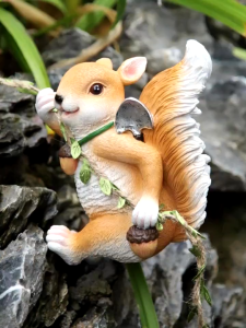 TƯỢNG MẸ CON NHÀ SÓC ĐU DÂY TRANG TRÍ SÂN VƯỜN