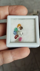 T1พลอยนพเก้าชุดแท้ พร้อมส่ง