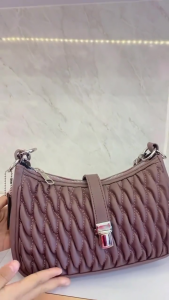 Tas Hangout Murah: Tas Selempang Wanita Terbaru Bahan Nilon 1 Ruang