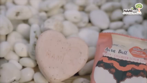 [SG INSTOCK] Nami Aura Butt Gluta Collagen Scrub Soap (with exfoliating beads)