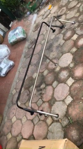 thanh treo quần áo bắn tường 4 chân giá treo chữ U 1m 1m21m5 màu đen vàng trắng. inox 304