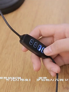 ชุดไฟไลฟ์สด RING LIGHT 26 cm พร้อมขาตั้ง TRIPOD LED สูง 2 เมตร ไฟ 3 สี ความสว่าง 10 ระดับ ไฟแต่งหน้า ไฟถ่ายภาพสตูดิโอ ถ่ายวิดีโอ มีที่จับมือถือในตัว พร้อมส่งจากไทย!!