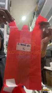 Kantong Kresek Merah 15 24 30 /Plastik Kresek Merah Murah Kantong Kresek Daging Sayur Ekonomis