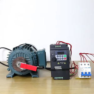 【Thailand Stock】220V/380V 0.75KW/1.5KW/2.2KW 1HP/2HP/3HP ประหยัด Mini VFD Variable Frequency Drive Converter สำหรับมอเตอร์ควบคุมความเร็วอินเวอร์เตอร์