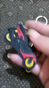 GANTUNGAN KUNCI UNIVERSAL MOTIF MOTOR NMAX BAHAN KEKINIAN WARNA RANDOM