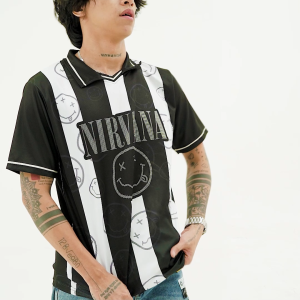 Jersey Nirvana & Jersey Band: Fashion Vintage dan Casual