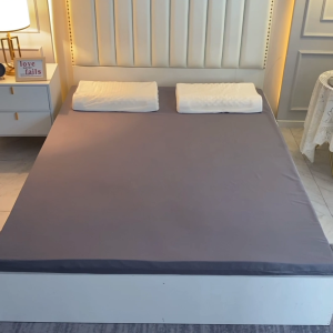 4 Inches 100% Waterproof Foam Cover with Long Zipper Bed Cover with Zipper Mattress Protector