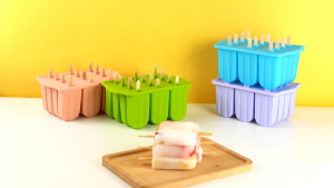 【แถมไม้50แท่ง】พร้อมส่ง แบบหล่อไอศกรีม เครื่องหล่อลูกแก้ว Ice lolly mould วัสดุปลอดภัยสำหรับอาหาร นุ่ม ง่ายตกแบบ มีหลากหลายสไตล์ให้เลือก