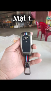 Ốp Chìa Khóa Xe Toyota Wigo Veloz Raize Avanza Yaris Cross 2022 - 2025 Hợp Kim Cao Cấp Họa Tiết 3 Sọc Màu