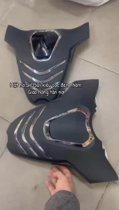 Mặt nạ 3 sọc đen nhám dành cho SH 350i đời 2022- trở đi