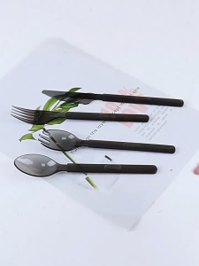 50 Pieces Disposable Cutlery Set Plastic Spoons Non-toxic Safe Transparent Thick Material Individually Packed Thickened Long Handle Easy To Grip Great For Catering Party Office And Home Use Portable Takeaway