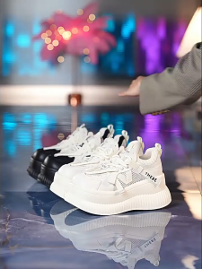 Sepatu Sports Wanita Sneakers Tali Premium SSK 2451